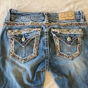 Miss me women’s jeans 28 straight medium Wash embellished pockets